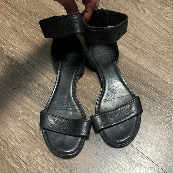 Frye Sandals - Picture 3 of 7